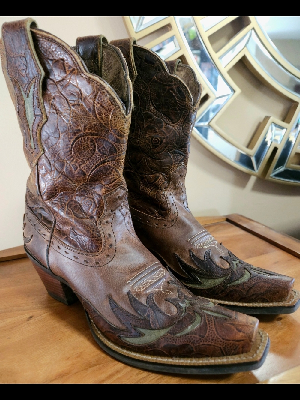 Ariat Women's Brown Leather Western Boots